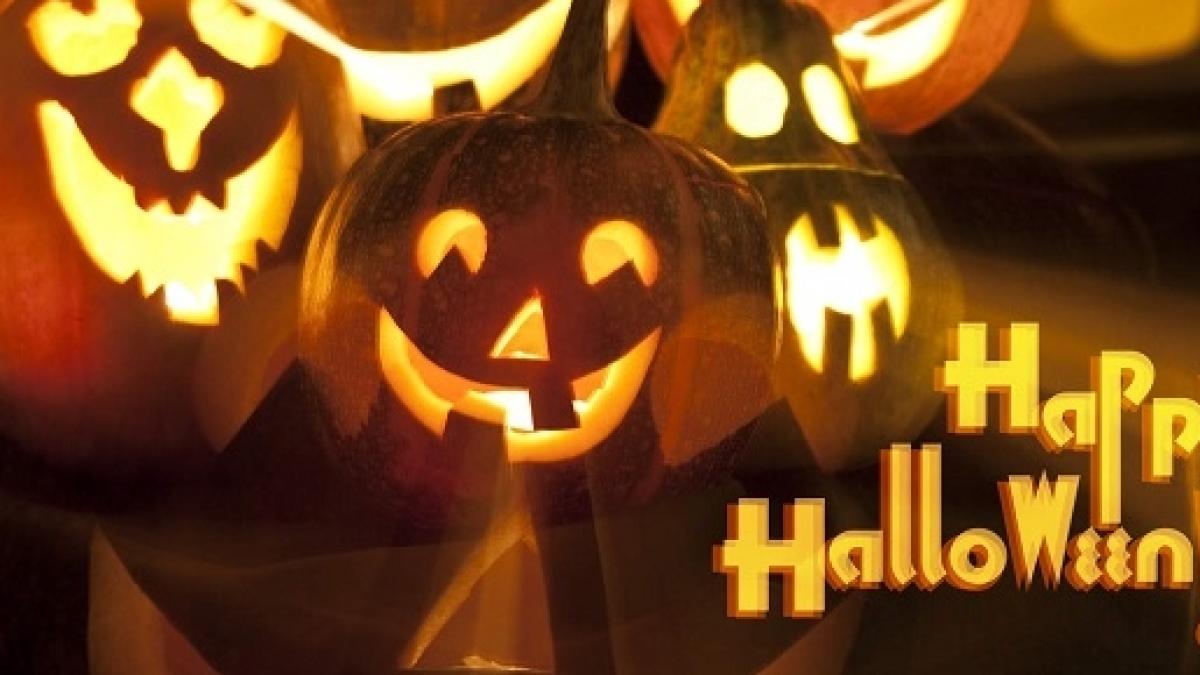 Frasi Natale Horror.Frasi Halloween Paurose E Simpatiche Immagini E I 5 Film Horror Da Vedere