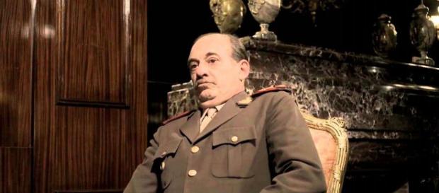 Alejandro Awada en la piel de Videla Alejandro Awada en la piel de Videla