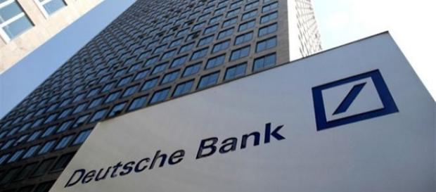 Deutsche Bank, licenziamenti in tutto il mondo Deutsche Bank, licenziamenti in tutto il mondo