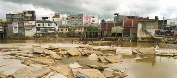 Devastadores efectos de "El Niño" en Perú Devastadores efectos de "El Niño" en Perú