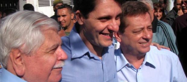 Dib, Manente e Ferro sonham com o Paço Municipal Dib, Manente e Ferro sonham com o Paço Municipal