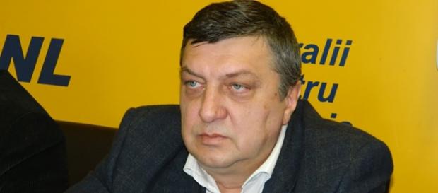 Teodor Atanasiu, prim-vicepreşedinte al PNL Teodor Atanasiu, prim-vicepreşedinte al PNL