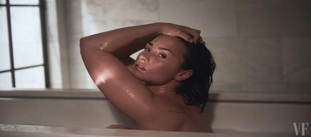 Demi Lovato posa nua para Vanity Fair Demi Lovato posa nua para Vanity Fair