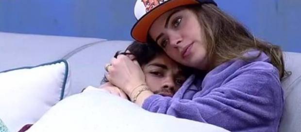 Está difícil formar casal em 'A Fazenda 8' Está difícil formar casal em 'A Fazenda 8'