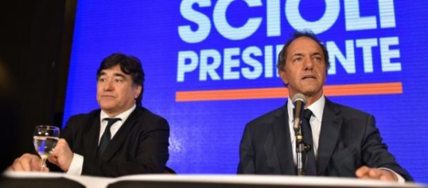 Las fisuras del kirchnerismo salen a la luz Las fisuras del kirchnerismo salen a la luz