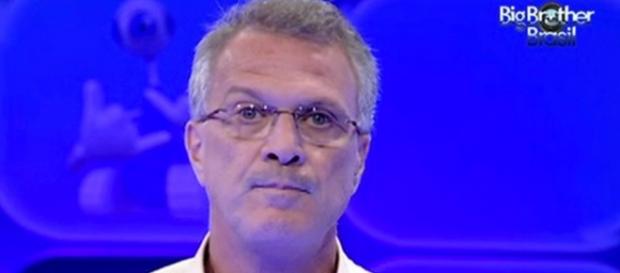 Dólar a R$ 4 pode fazer TVs cortarem programas Dólar a R$ 4 pode fazer TVs cortarem programas