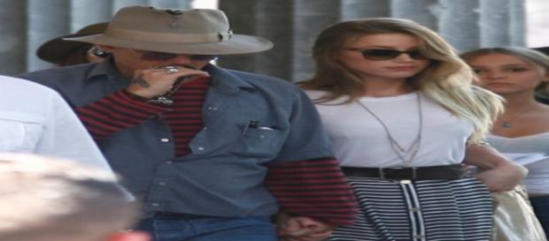 Johnny Depp con la figlia Lily Rose Johnny Depp con la figlia Lily Rose