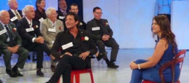 Uomini e donne: Gianluca e Erika. Uomini e donne: Gianluca e Erika.