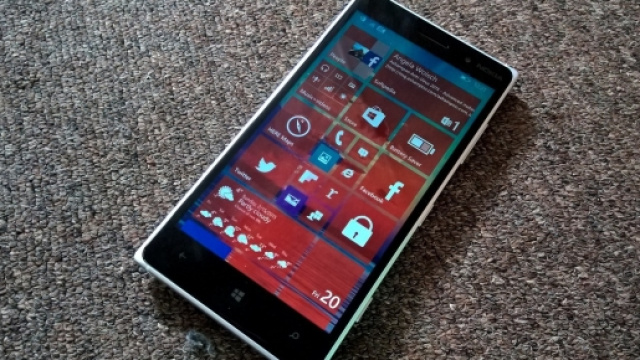 Windows 10 Moblie, a dicembre l'uscita ufficiale