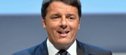 Tasse: Renzi mira ai tagli nei prossimi tre anni