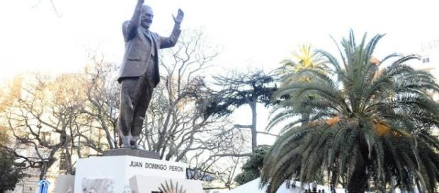 El nuevo monumento a Perón en Capital Federal. El nuevo monumento a Perón en Capital Federal.