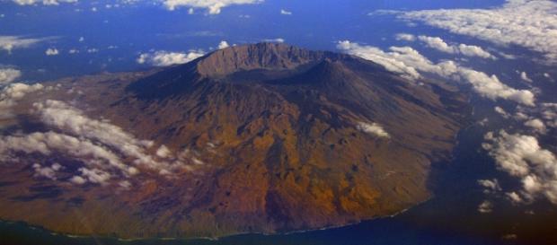 Foto aérea del Volcán Fogo (Cabo Verde) Foto aérea del Volcán Fogo (Cabo Verde)