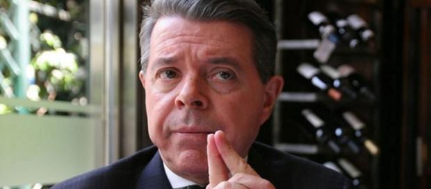 Oyarbide rechazó el pedido para ubicar a Stiuso Oyarbide rechazó el pedido para ubicar a Stiuso