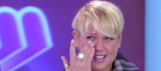 Record corta salários e nem Xuxa é poupada Record corta salários e nem Xuxa é poupada
