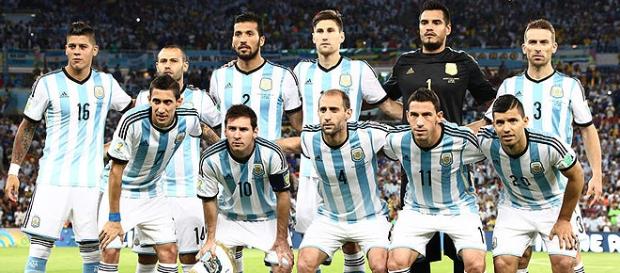 Seleção argentina não terá Messi em estreia Seleção argentina não terá Messi em estreia