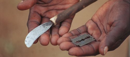 Herramientas para la mutilación genital femenina