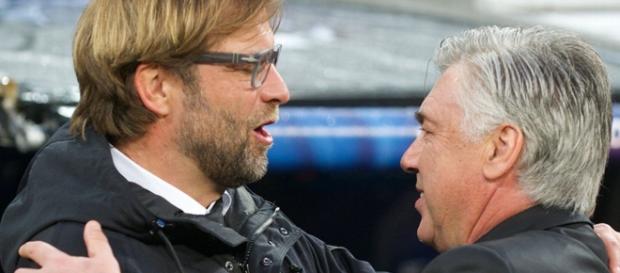 Ancelotti y Klopp se saludan antes de un partido Ancelotti y Klopp se saludan antes de un partido