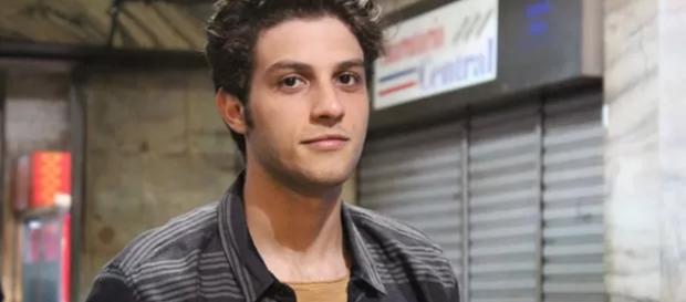 Chay Suede viveu Rafael em 'Babilônia' Chay Suede viveu Rafael em 'Babilônia'