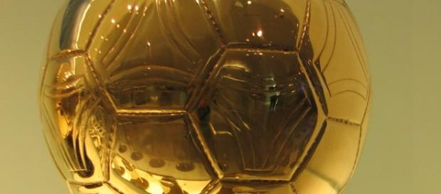El Balón de Oro premia al mejor jugador del año El Balón de Oro premia al mejor jugador del año