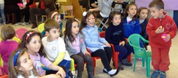 In una scuola di Santhià vietate le festicciole. In una scuola di Santhià vietate le festicciole.