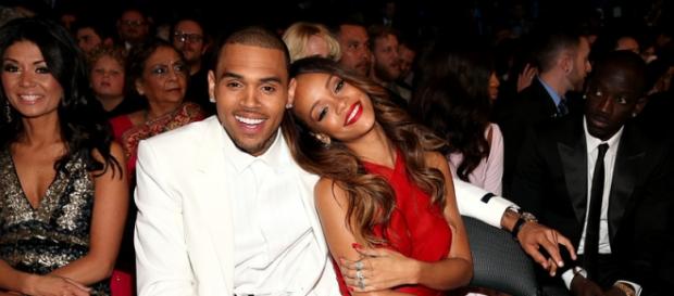 Rihanna foi vítima de agressões em 2009. Rihanna foi vítima de agressões em 2009.