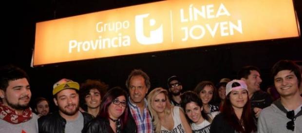 Scioli y sus programas para la juventud Scioli y sus programas para la juventud