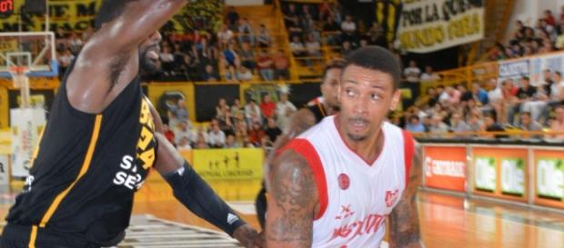 Sin espacios. Libertad ganó en el final de juego Sin espacios. Libertad ganó en el final de juego
