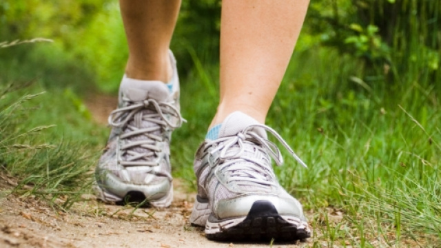 Camminare 10 minuti al giorno migliora la salute