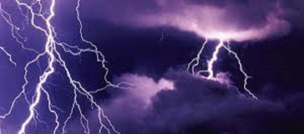 Allerta maltempo Calabria fino al 10 ottobre. Allerta maltempo Calabria fino al 10 ottobre.