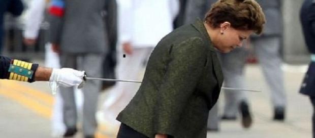 Dilma pode sofrer mais um golpe na sua carreira Dilma pode sofrer mais um golpe na sua carreira