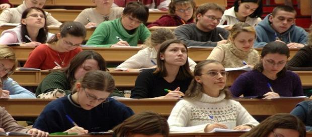 Estudiar ayuda a encontrar empleo Estudiar ayuda a encontrar empleo
