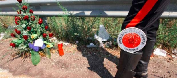 I Carabinieri di Aversa sul luogo dell'incidente I Carabinieri di Aversa sul luogo dell'incidente