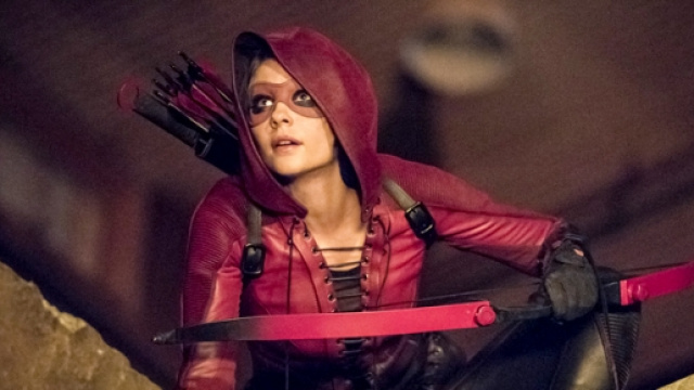 Thea Queen, Freccia Rossa in Arrow 4