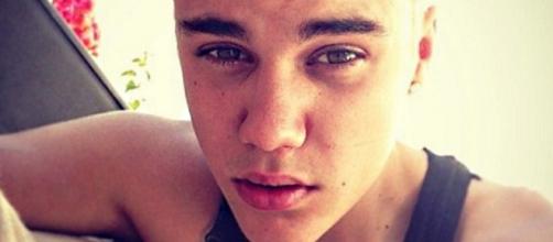 Justin Bieber furioso: la foto nudo non è gradita