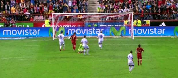 Alcácer anota su segundo tanto de la noche Alcácer anota su segundo tanto de la noche