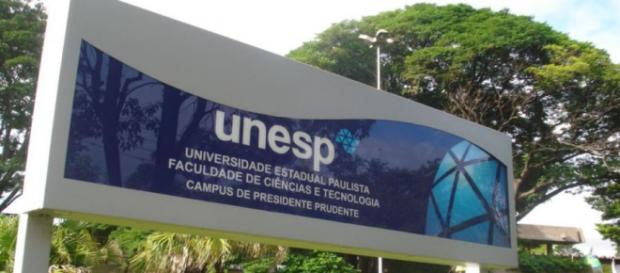 Cursos são gratuitos e à distância. Cursos são gratuitos e à distância.