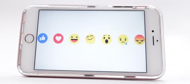 facebook emoticons reactions like facebook emoticons reactions like