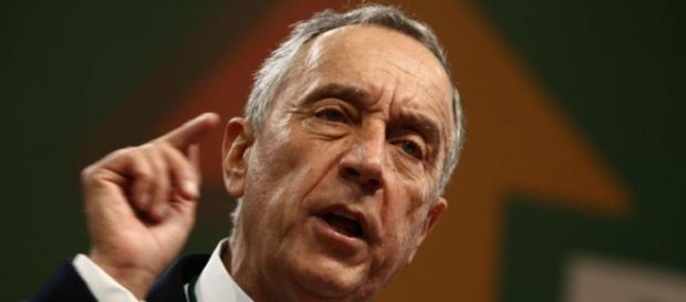 Marcelo R. Sousa candidato às presidenciais. Marcelo R. Sousa candidato às presidenciais.