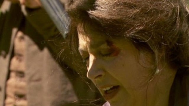 Francisca sul punto di essere uccisa