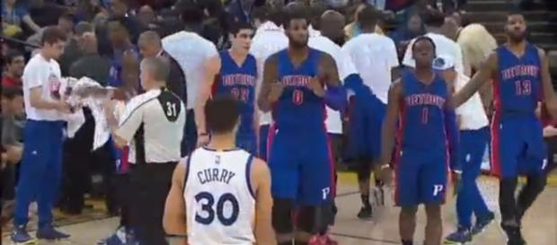Curry y los GSW siguen invictos en la NBA Curry y los GSW siguen invictos en la NBA