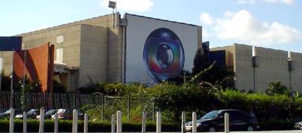 Globo tenta inovar com 20 anos de atraso Globo tenta inovar com 20 anos de atraso