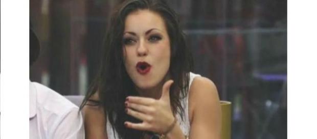 Acercamiento entre Ricky y Niedziela en 'GH16' Acercamiento entre Ricky y Niedziela en 'GH16'