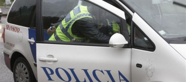 Agente da PSP de Tomar apareceu morto em Abrantes. Agente da PSP de Tomar apareceu morto em Abrantes.