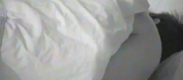 Ricky se hace edredoning a sí mismo Ricky se hace edredoning a sí mismo