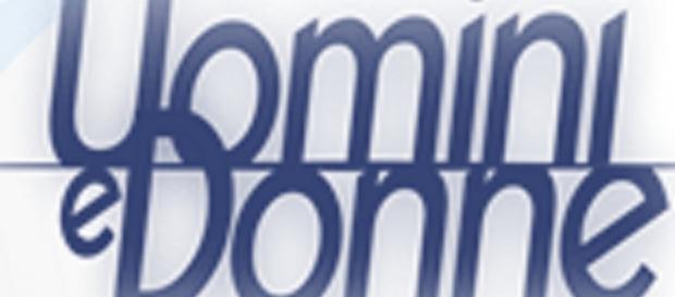 Uomini e Donne Trono Over altri confronti. Uomini e Donne Trono Over altri confronti.