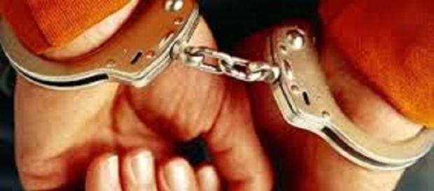 Calabria: rissa ad un funerale, arrestati in sette Calabria: rissa ad un funerale, arrestati in sette