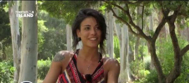 Il web critica il comportamento di Fabiola a UeD Il web critica il comportamento di Fabiola a UeD