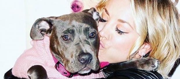 Miley Cyrus, und Kaley Cuoco haben etwas gemeinsam Miley Cyrus, und Kaley Cuoco haben etwas gemeinsam