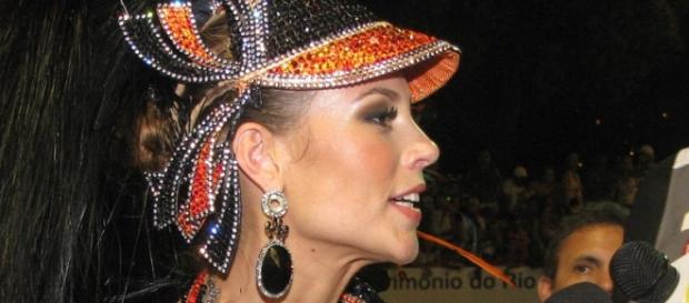 Paolla Oliveira está namorado com diretor Paolla Oliveira está namorado com diretor