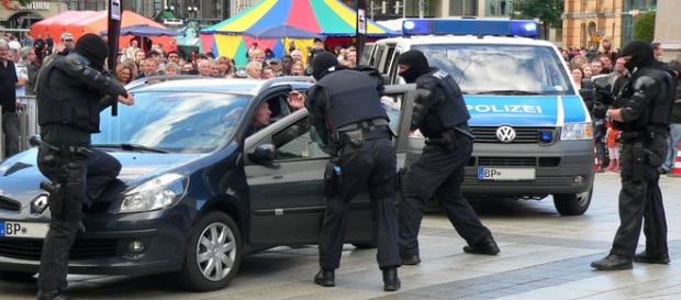 A joint EU investigation led to terrorist arrests. A joint EU investigation led to terrorist arrests.